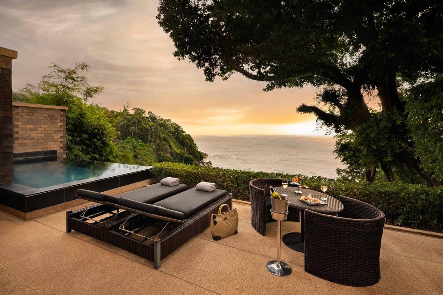 Ocean Pool Suite