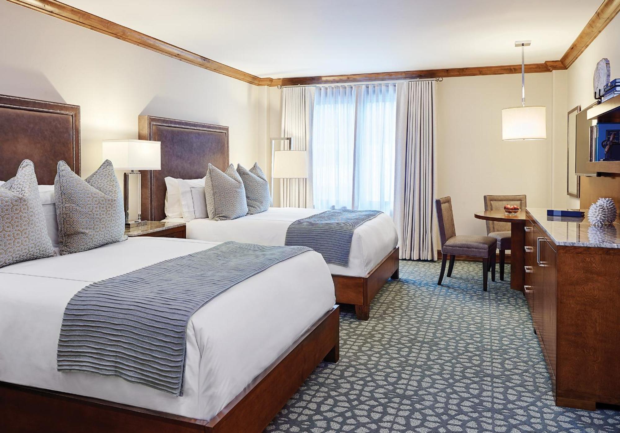 Luxury Room Two Queen Beds