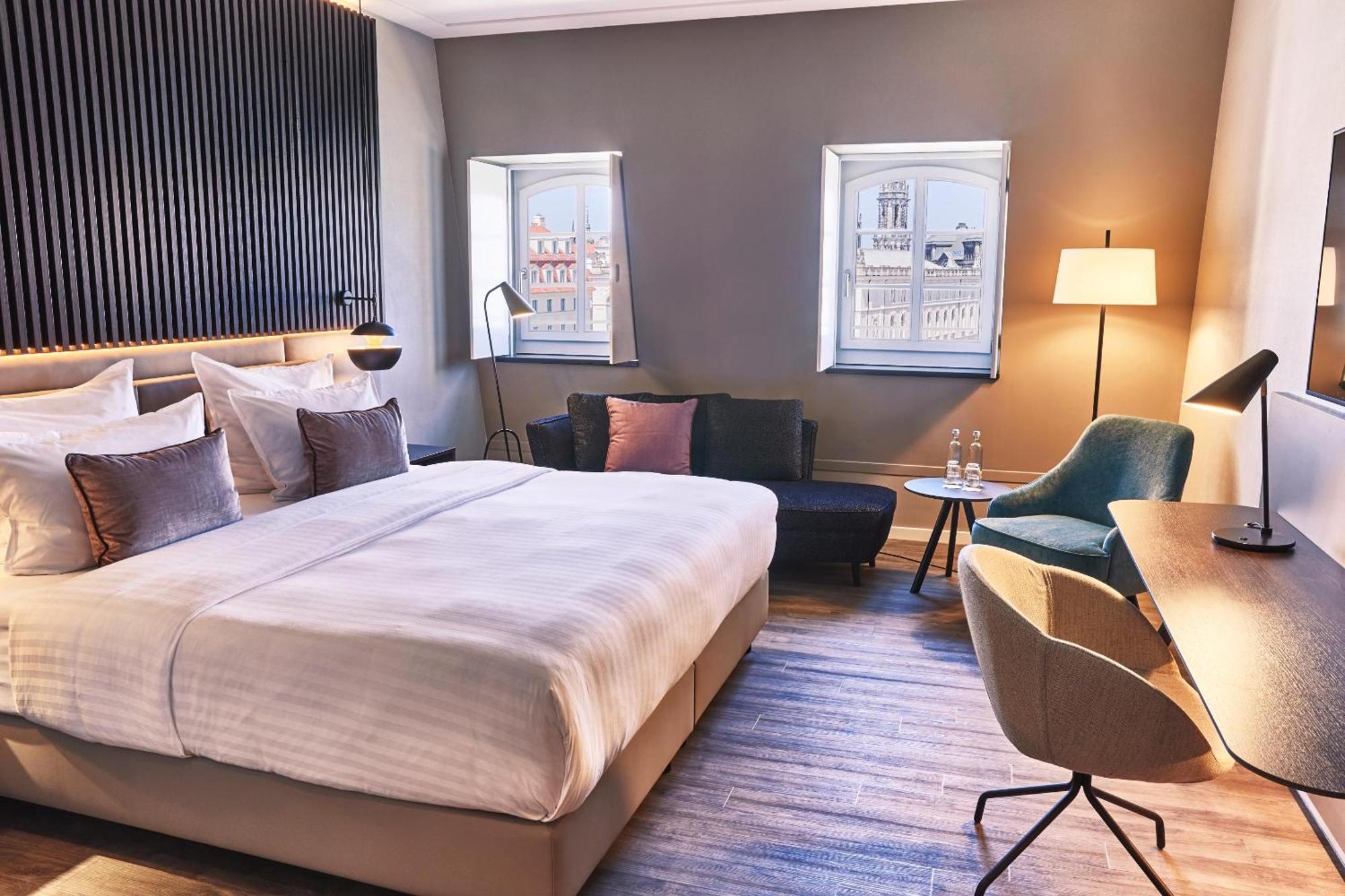 Grand Deluxe  Room