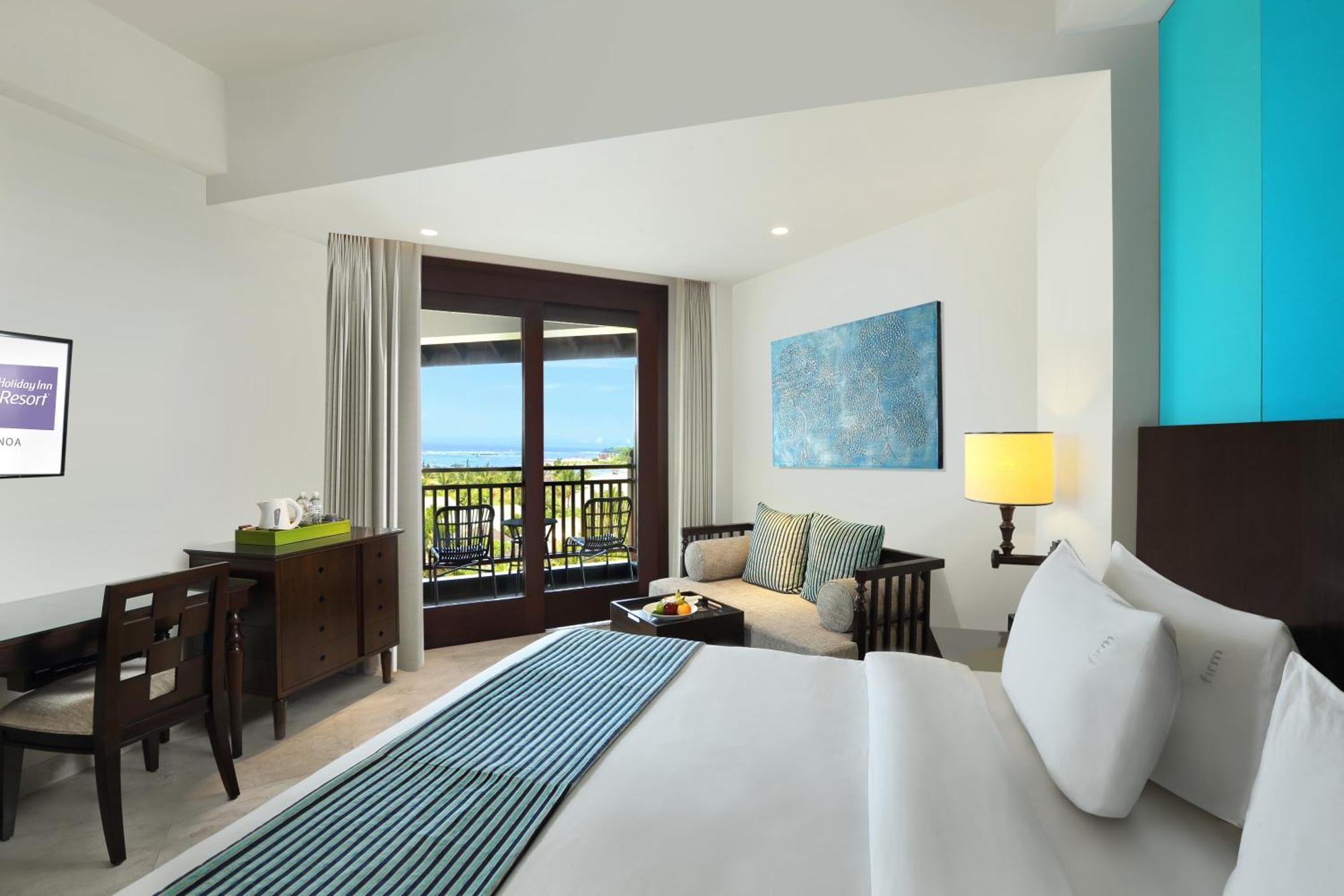 Premium King Room with Partial Ocean View