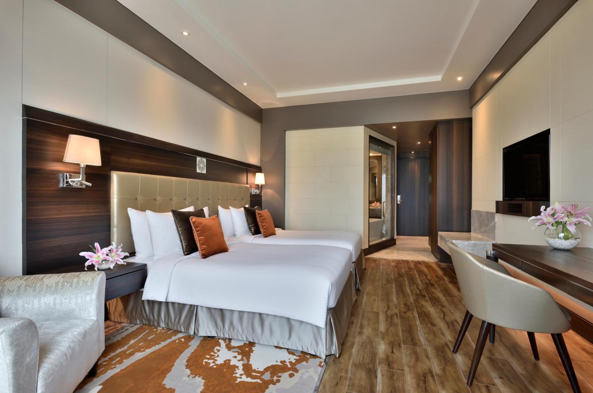 Deluxe Room Twin Bed with 15% discount on food, beverages, laundry and spa