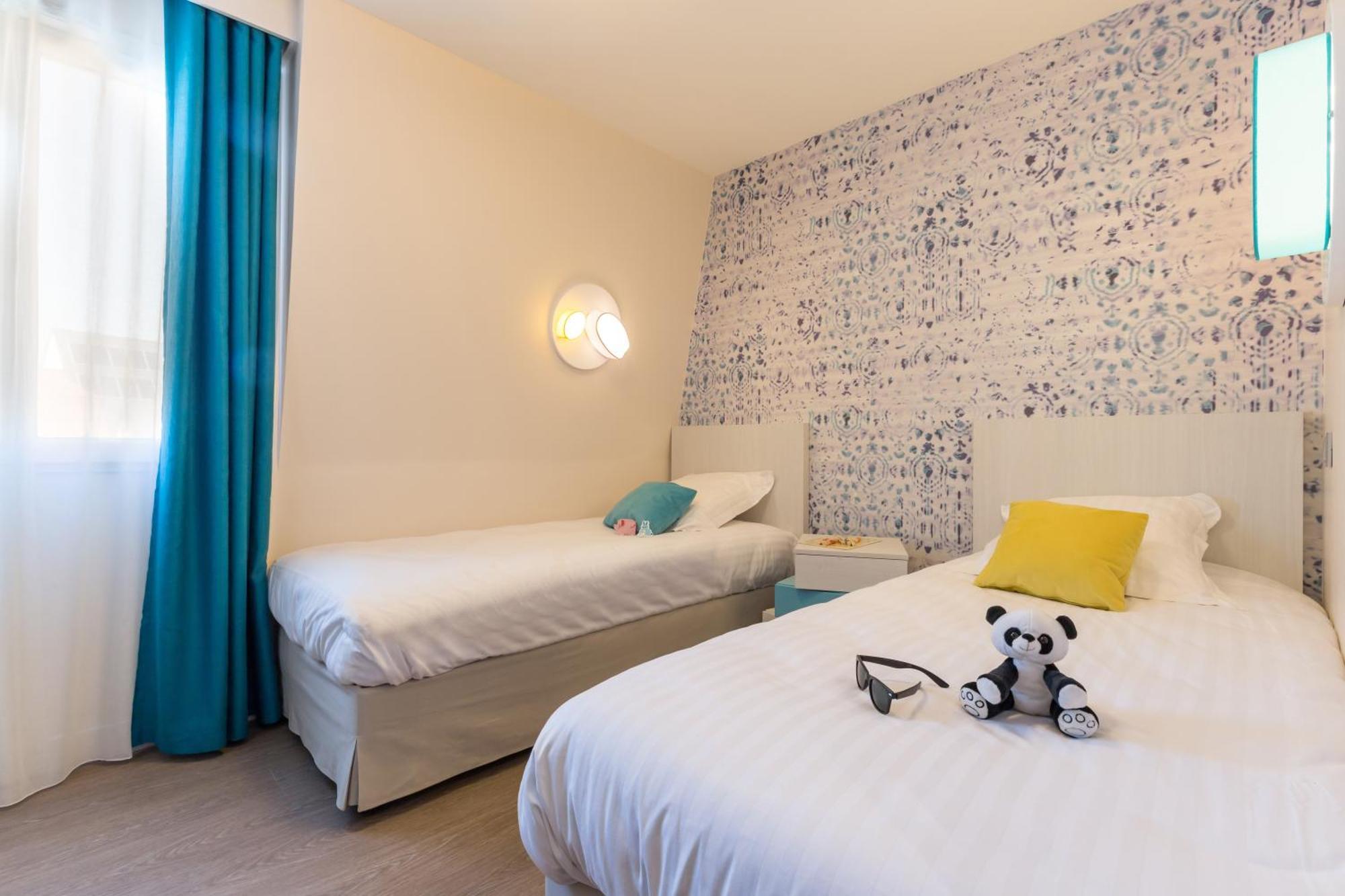 Two-Bedroom Duplex Apartment with Terrace or Balcony (6 People) - Capitanierie Buildings
