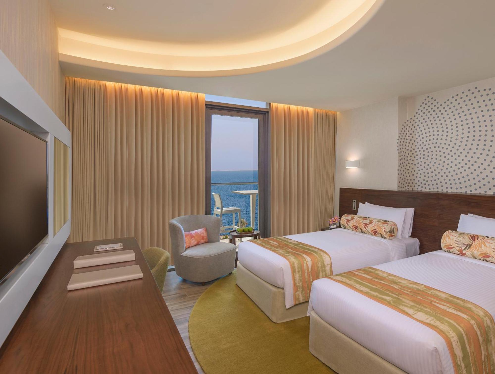 Deluxe Kamer met Balkon en Gedeeltelijk Uitzicht op Zee