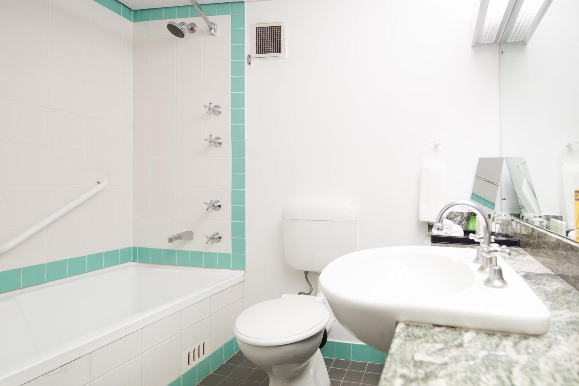 Standard Room,1282684966:JPEG