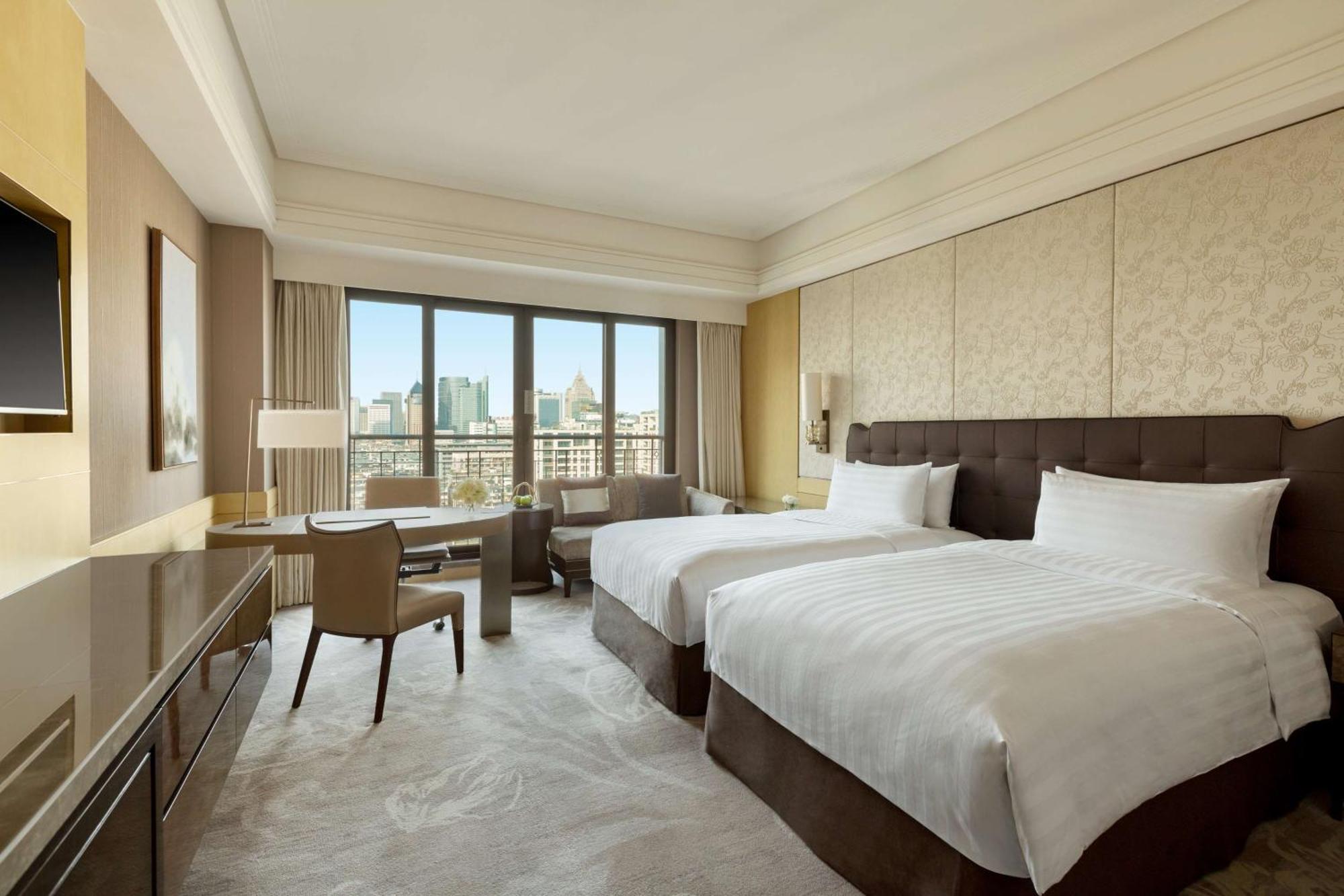 Horizon Club Room