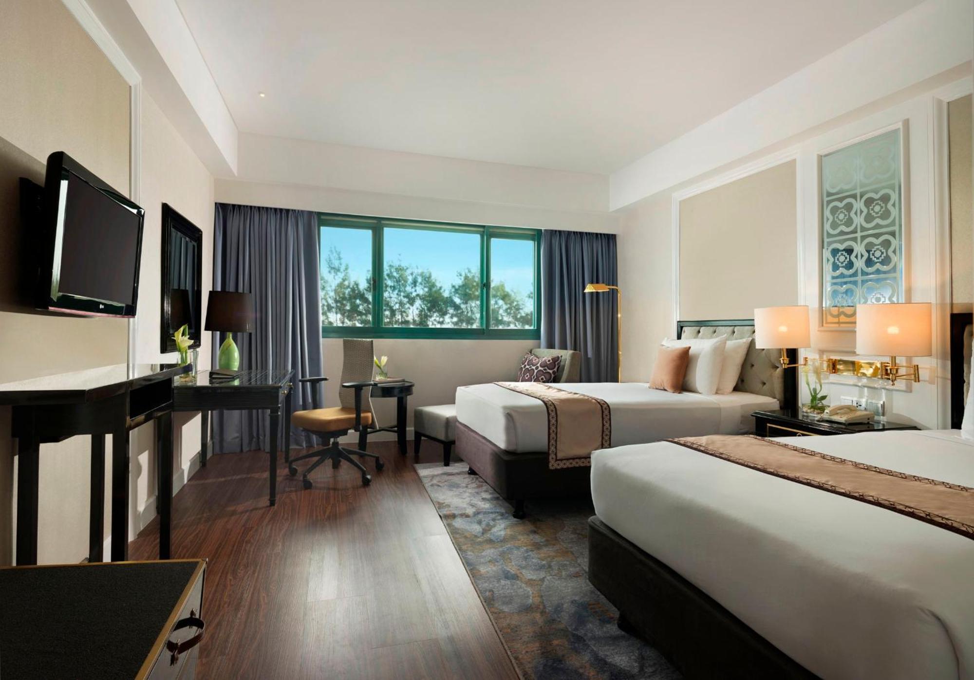 The Level Guestroom