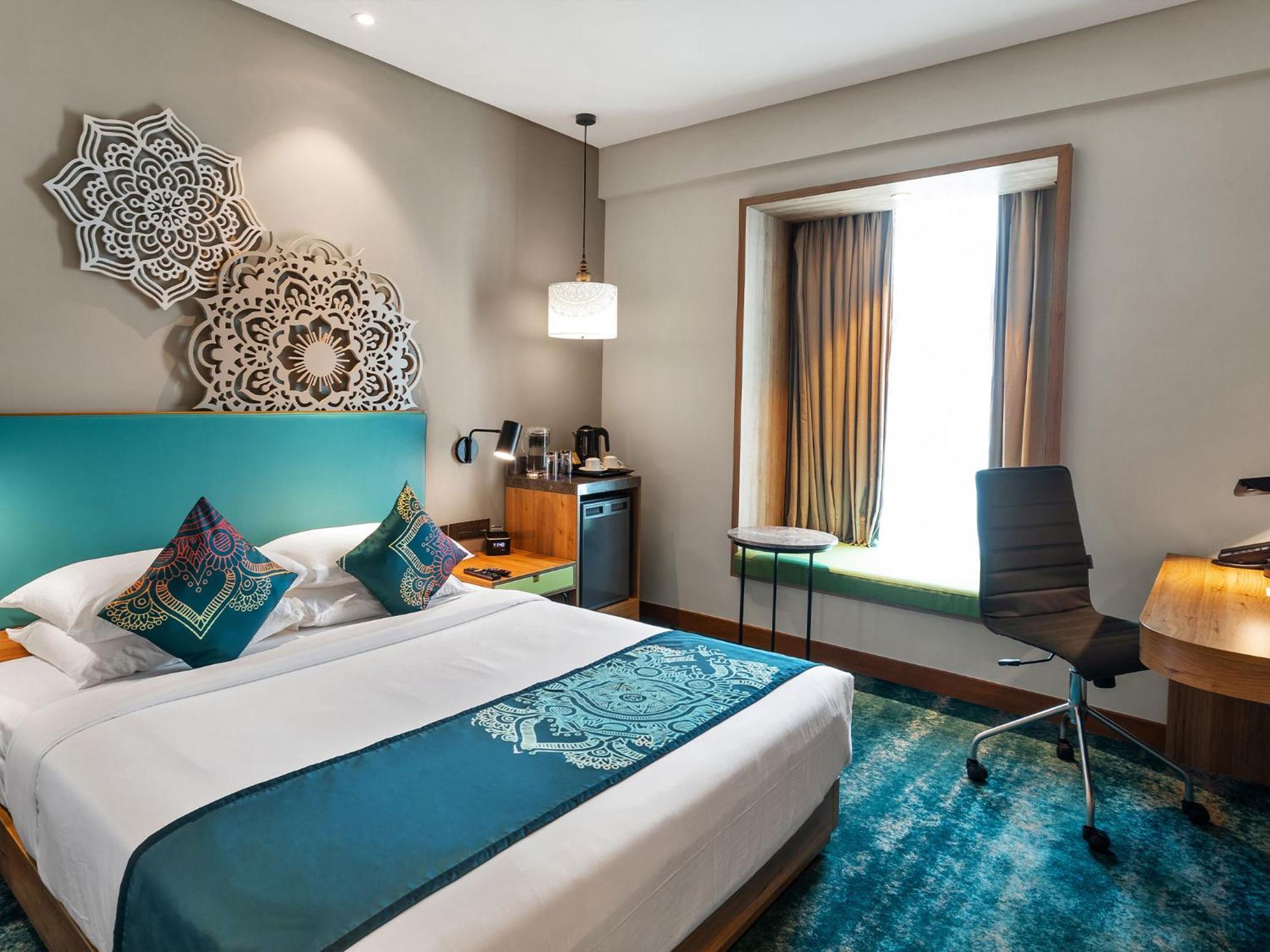 Superior Queen Room with Bay Window - 15% Discount on Food & Beverages and Laundry,  INR 500 SPA credit per room per stay