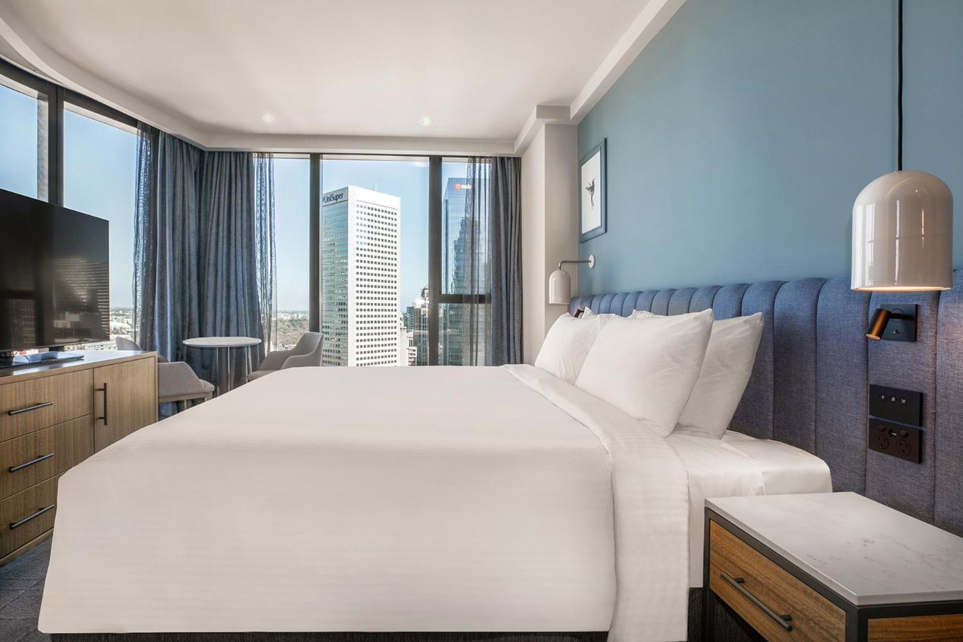Premium King Room with City View - High Floor