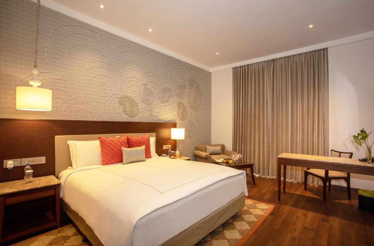 Superior Room King Bed