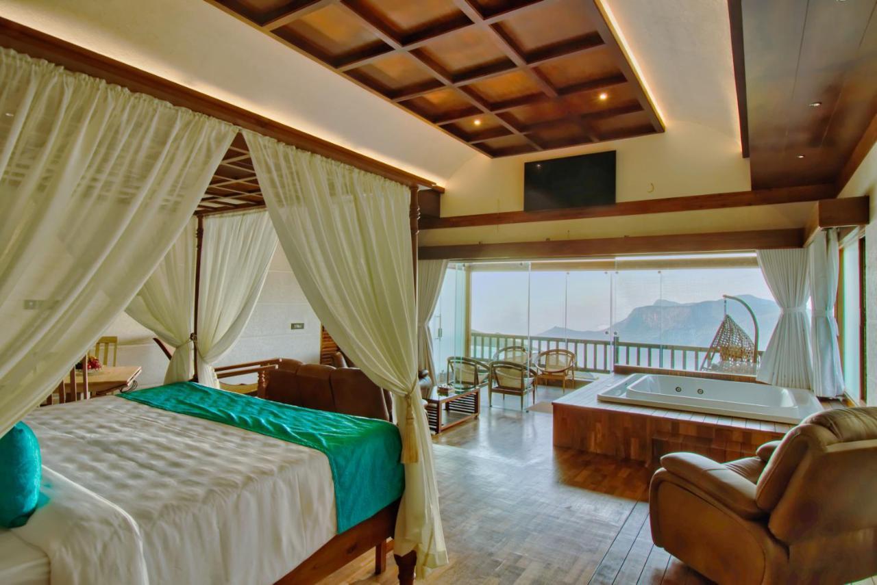 Royal Suite,1299114322:JPEG