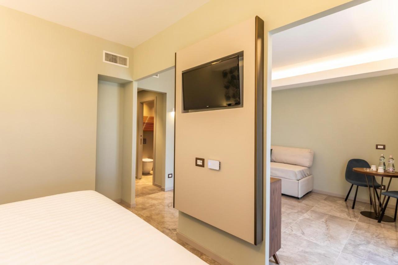 King Suite with Balcony