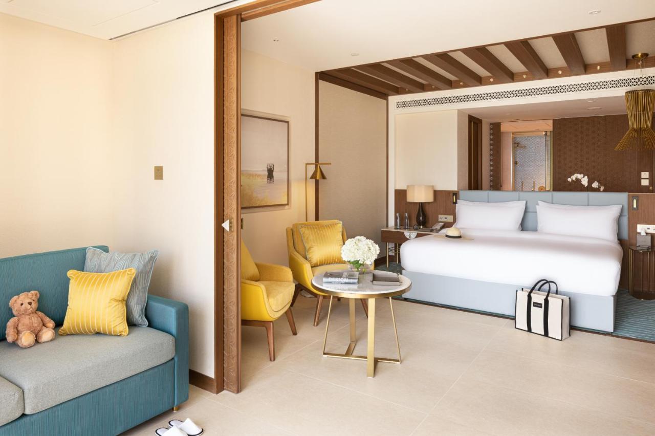 Family Room with access to kids club, playroom and abra boat tour,1299451537:JPEG