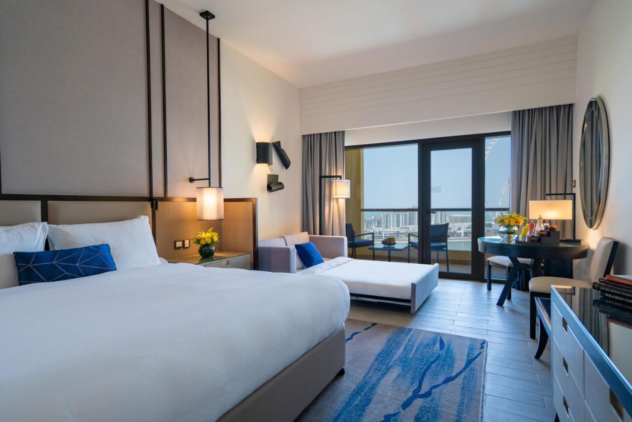 Kamer met Frontaal Uitzicht op Zee, Balkon en Kingsize Bed