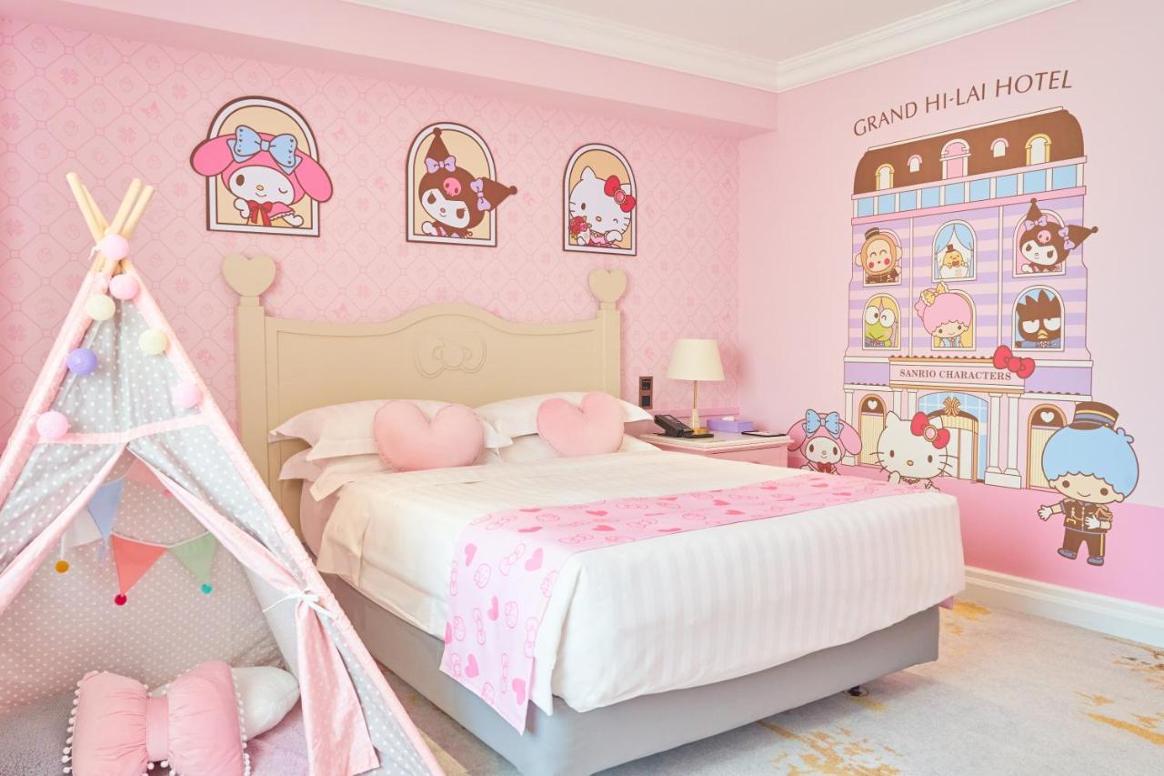 Sanrio Family Suite