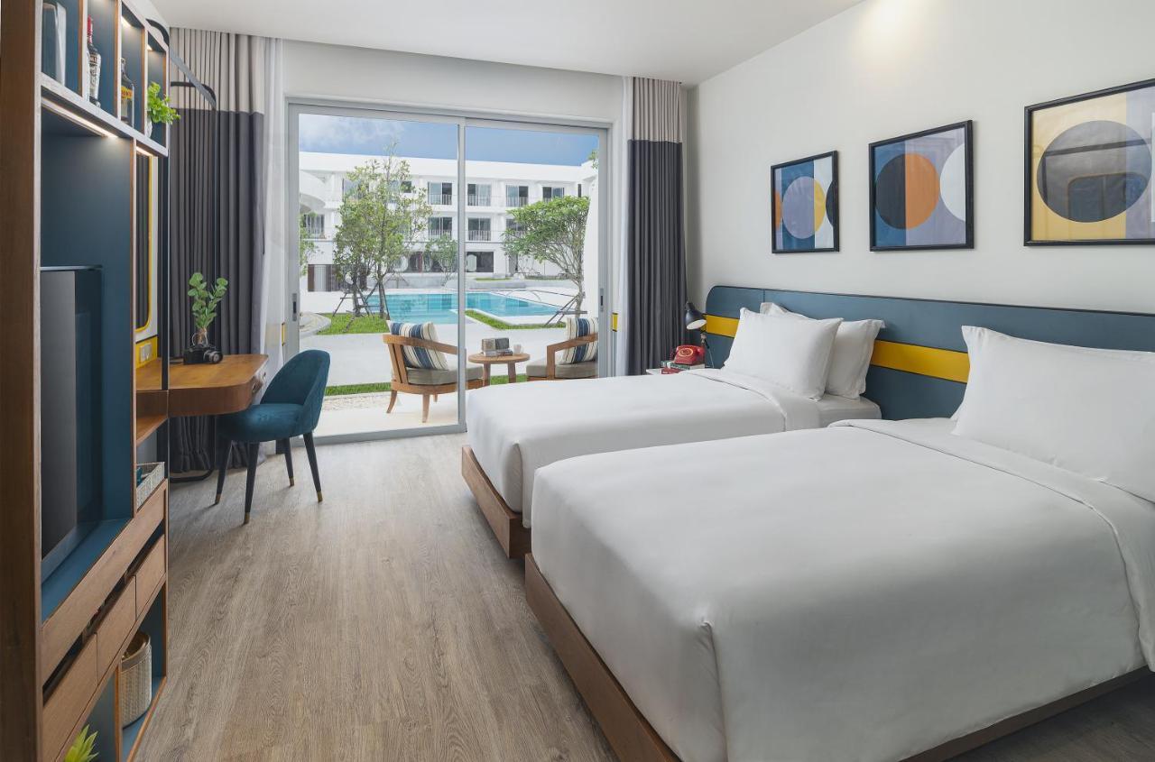 Funky Poolside Room