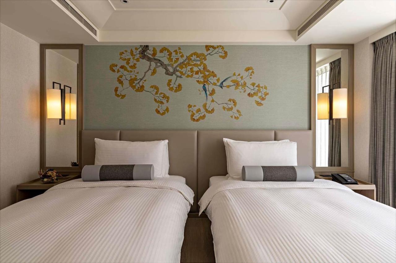 Twin Room with City View