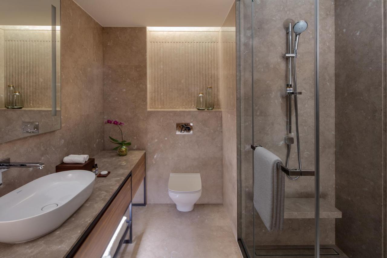 Twin Room - Club Access