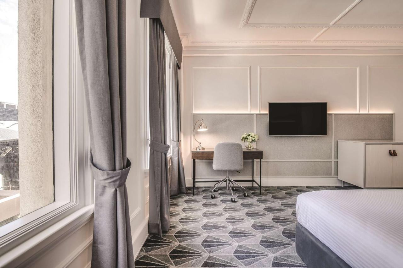 Savoy Executive King Guestroom