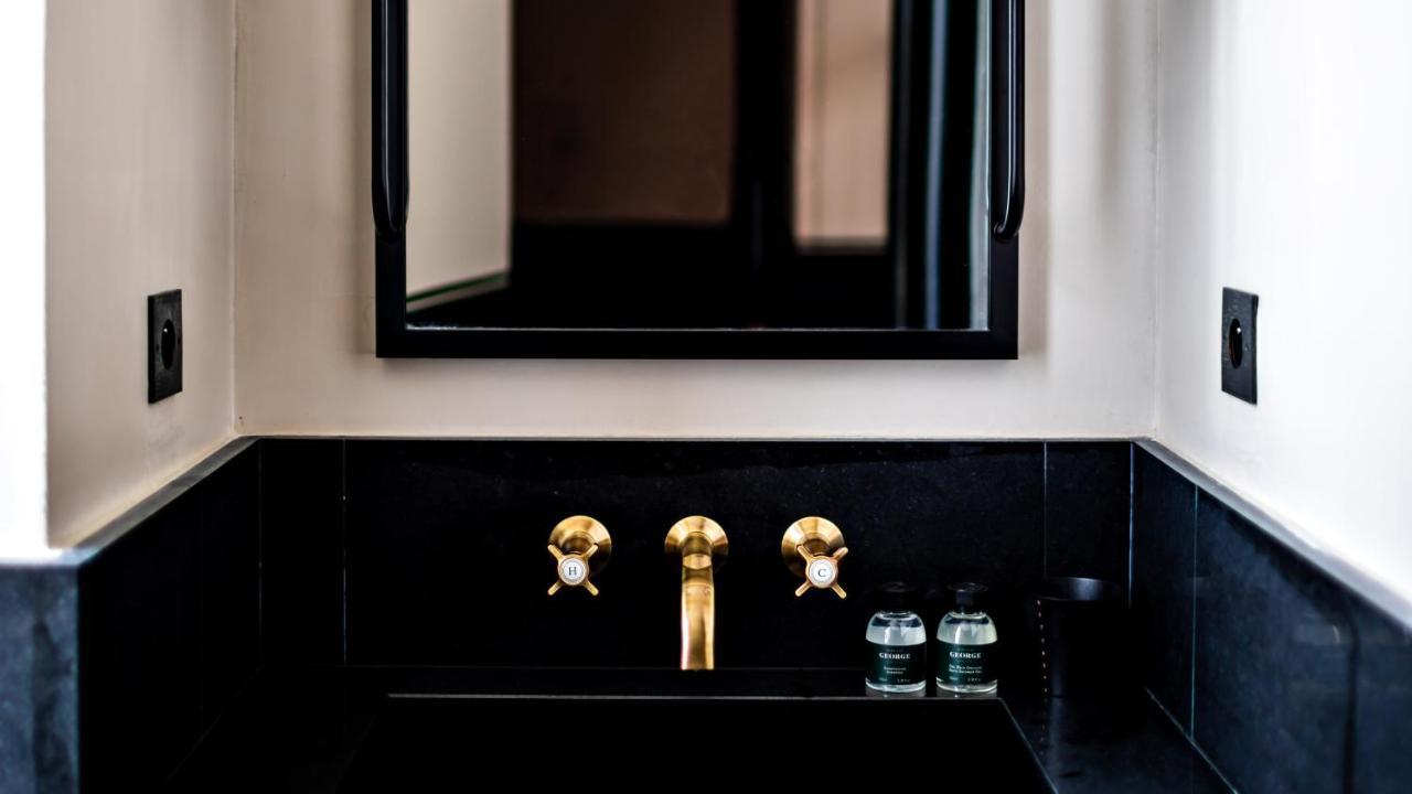 Classic Double Room,1330328411:JPEG