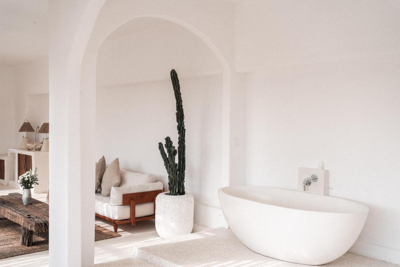 King Suite with Pool View,1330299380:JPEG