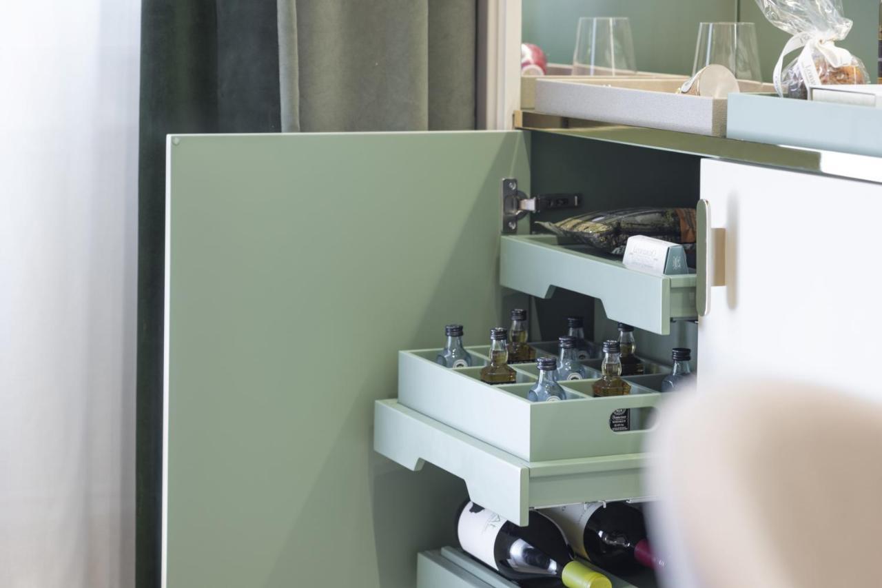 Deluxe Studio,1430667712:JPEG