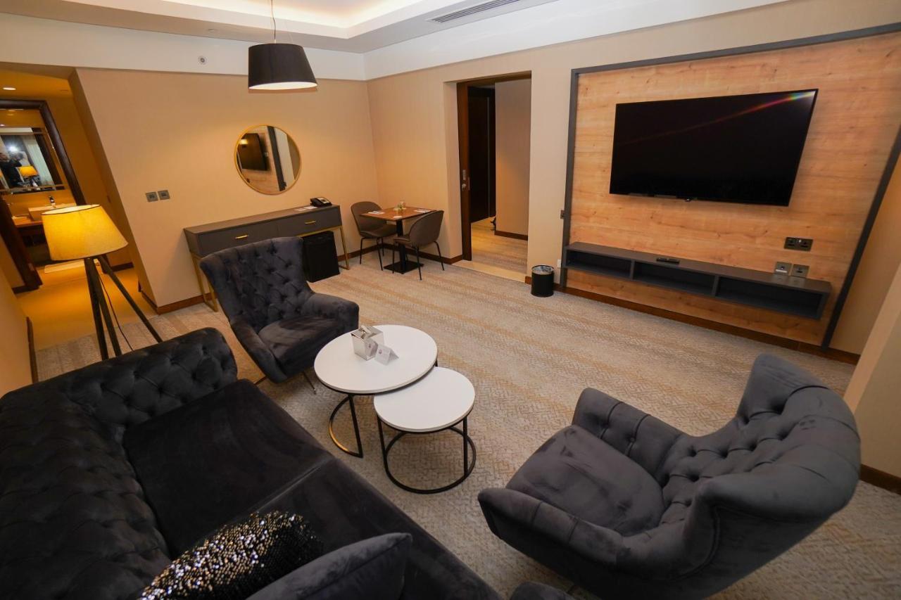 Executive Suite