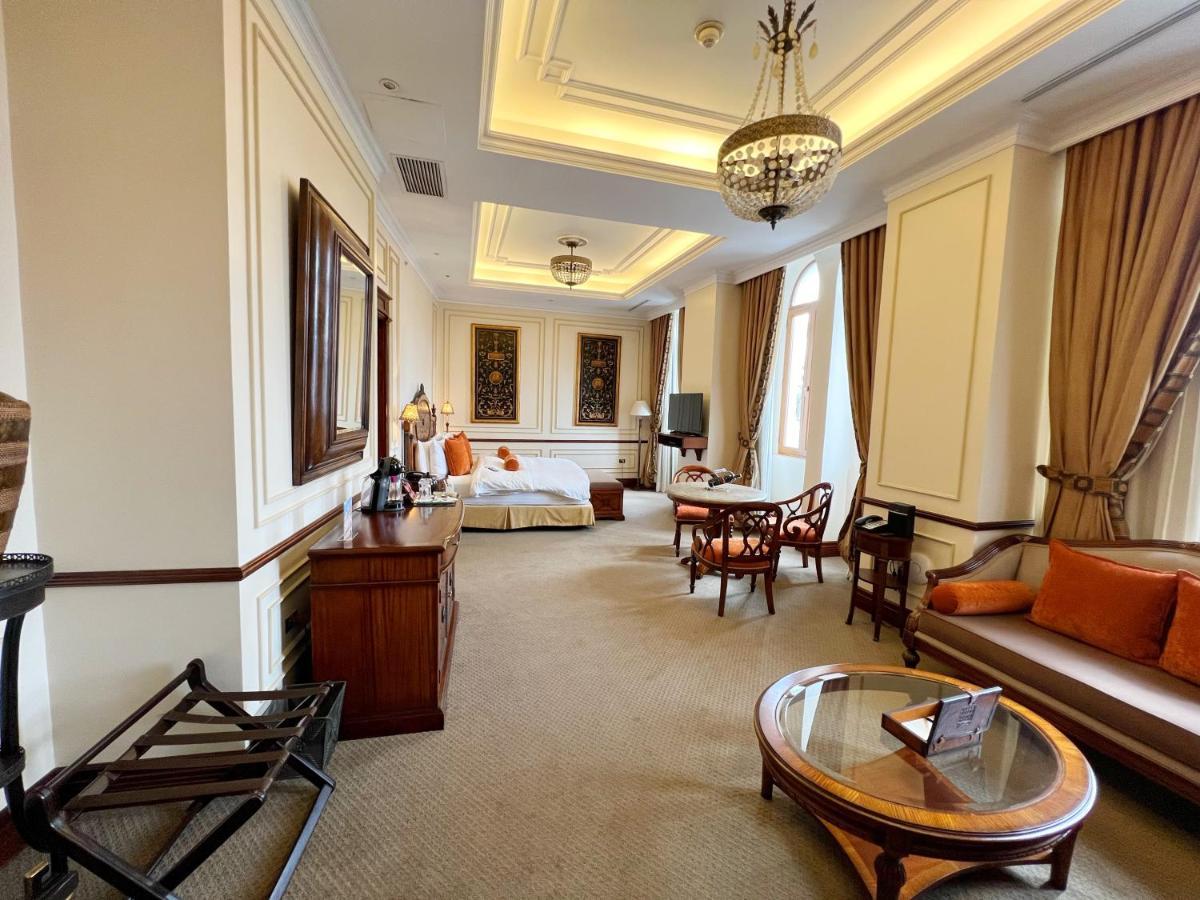 Suite with City View