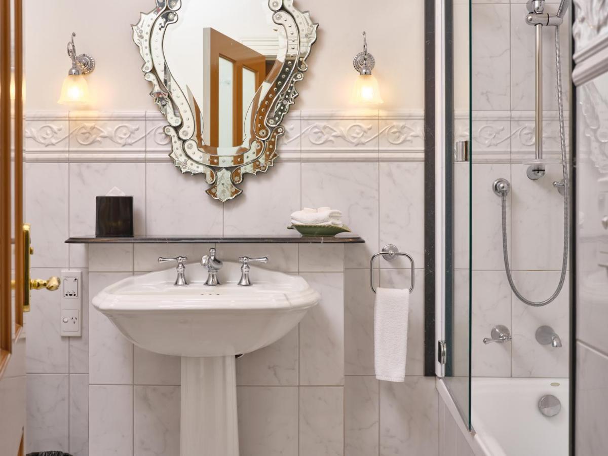 Deluxe King,1345947170:JPEG