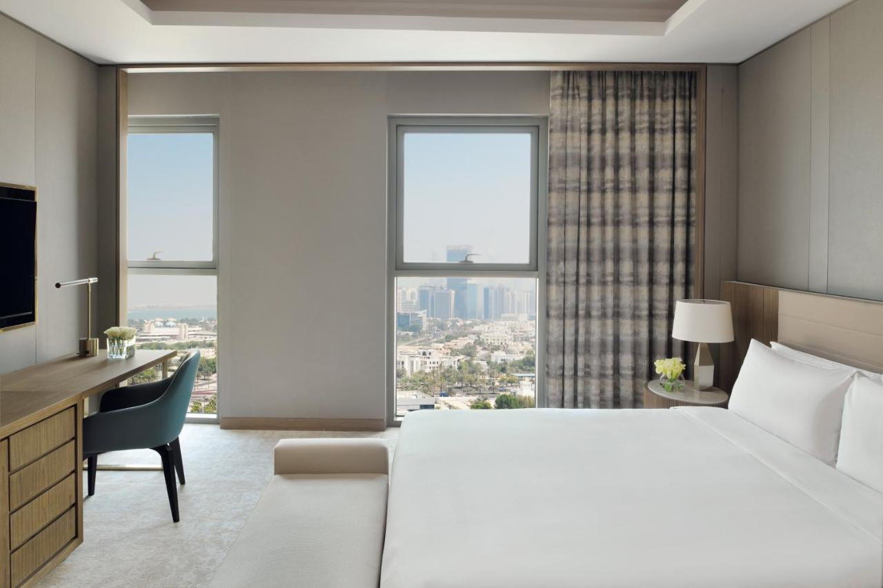 One-Bedroom Apartment with City View - Smoking