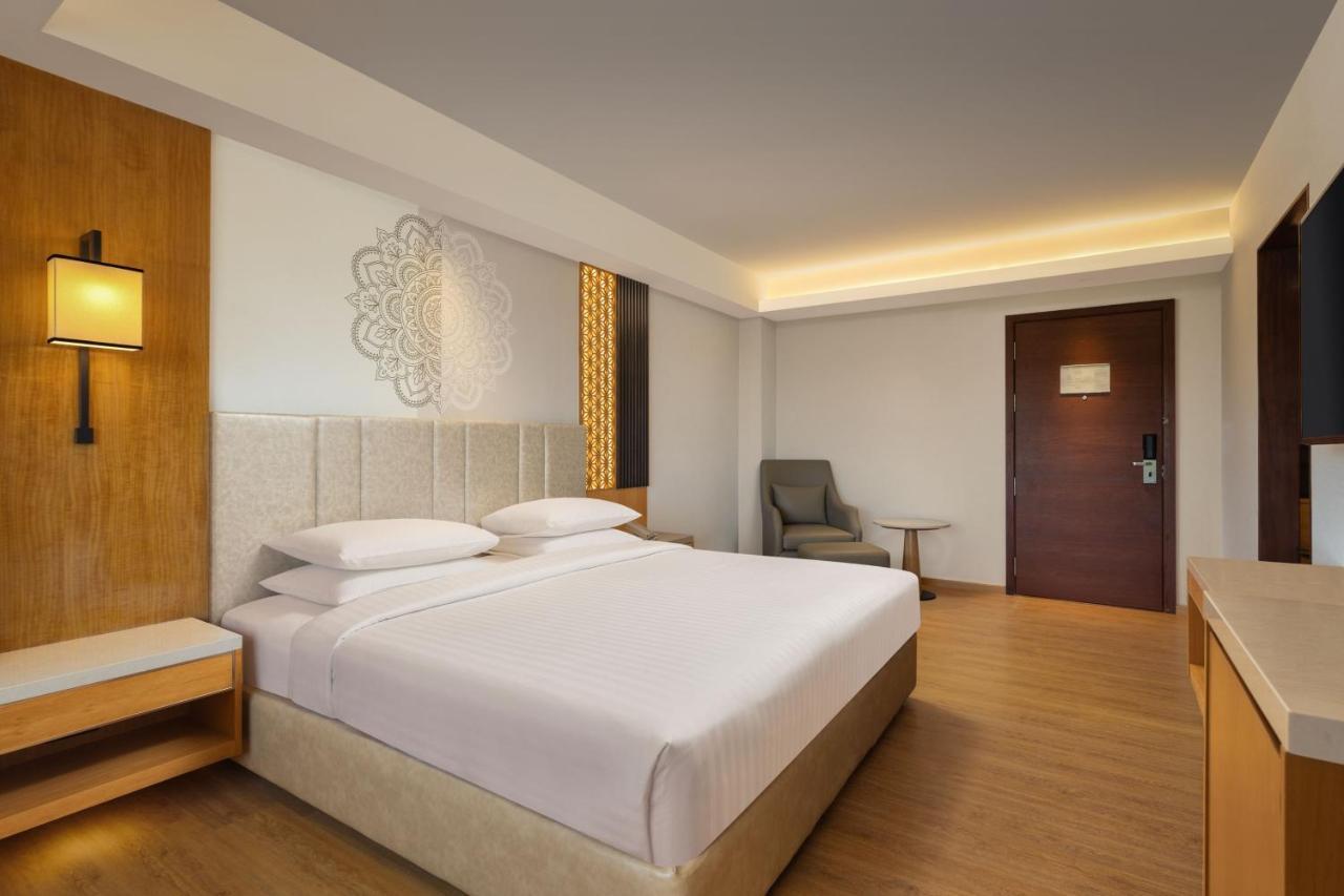 Premium King Room