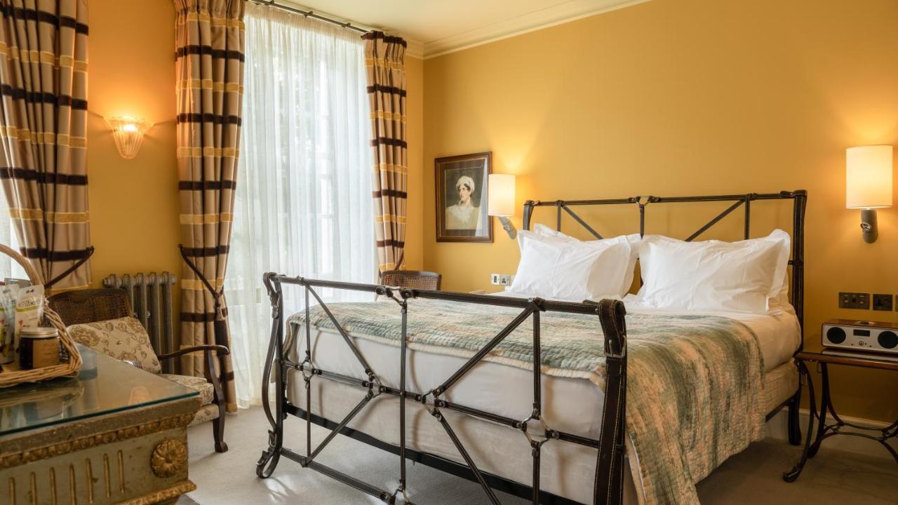 Lovely Room