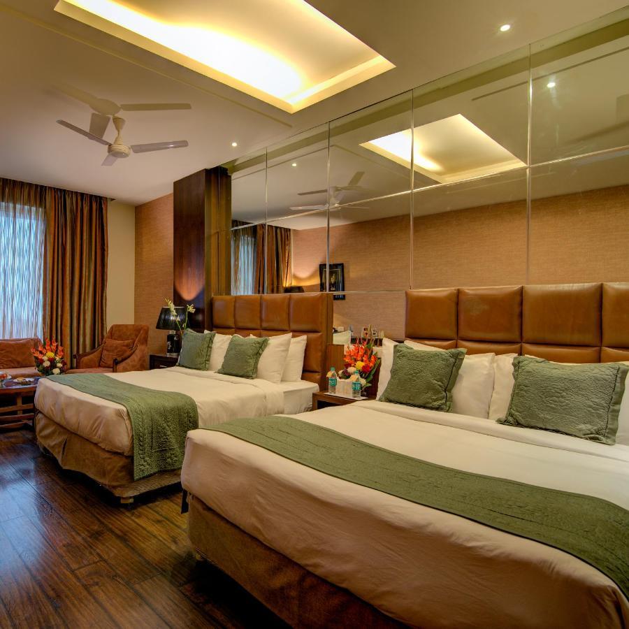 Deluxe Queen Room with Two Queen Beds
