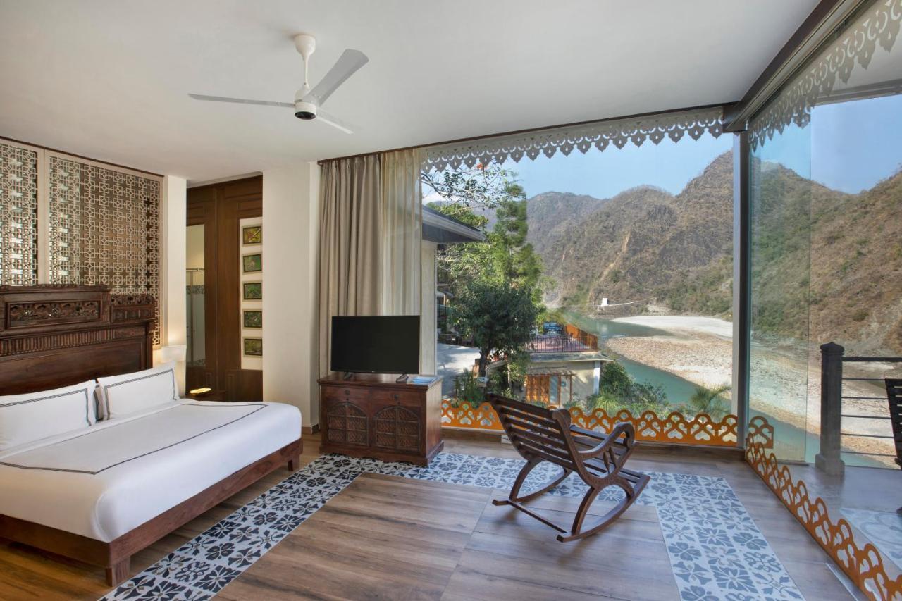 Ganga Suite with complimentary Hi Tea, Ganga Arti and Morning Trek