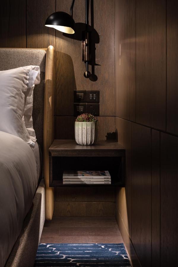 Corner King Room,1459044895:JPEG