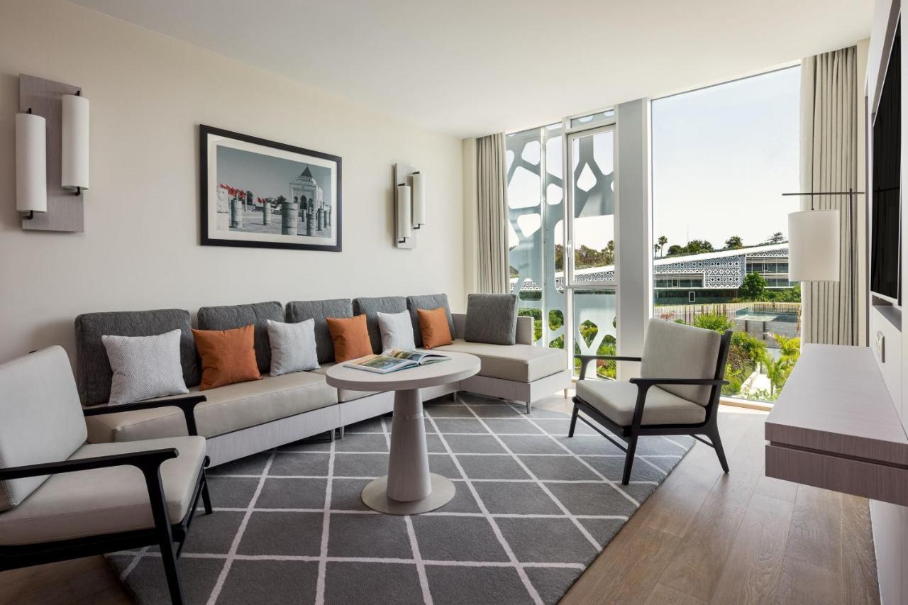 Executive King Suite with Pool View