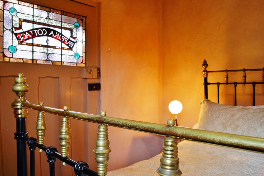 Two-Bedroom Cottage with Spa Bath - Paprika,140303943:JPEG