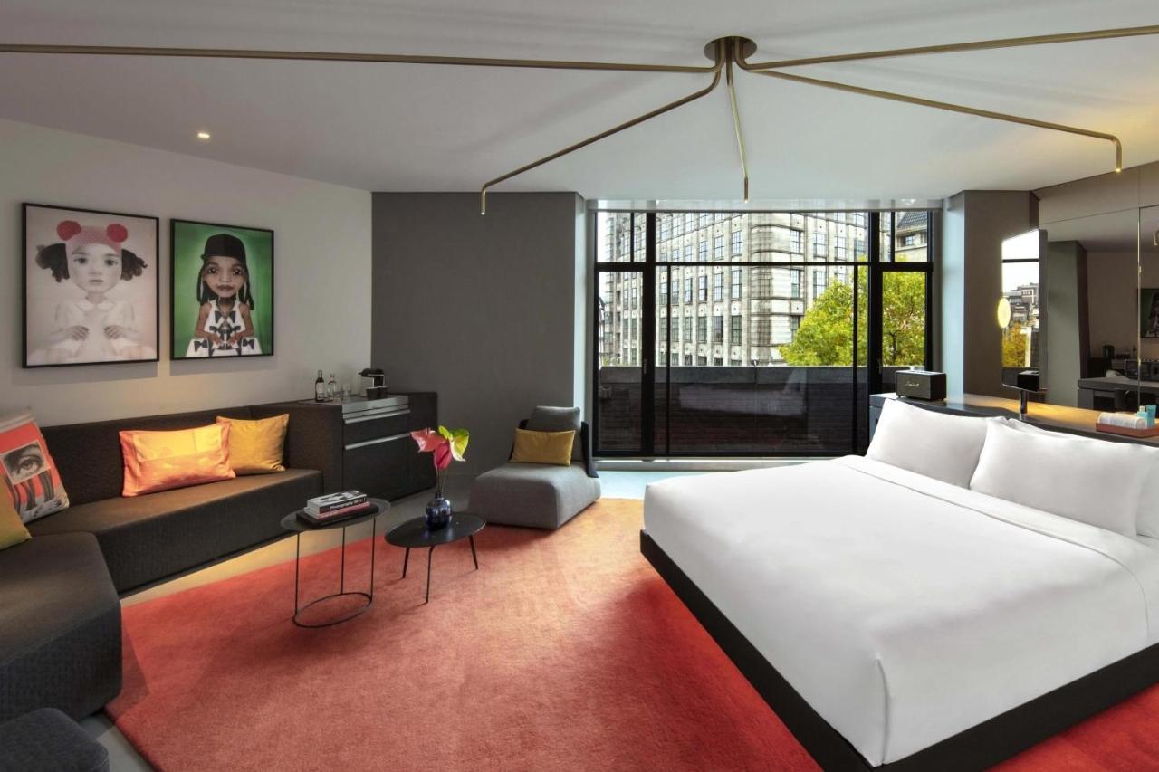 Premier Suite Exchange Suite 1 King,1404845930:JPEG
