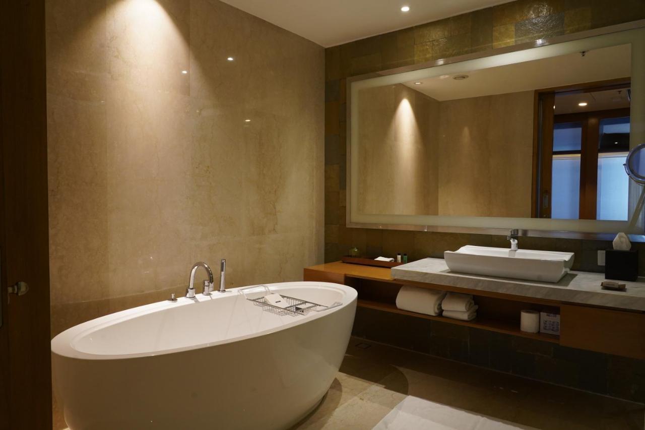 Two Bedroom Apartment City View (Includes Breakfast) - 1324 sqft