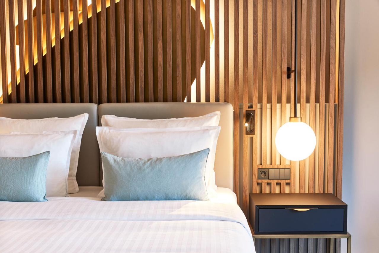 Deluxe Double Room,1415512059:JPEG