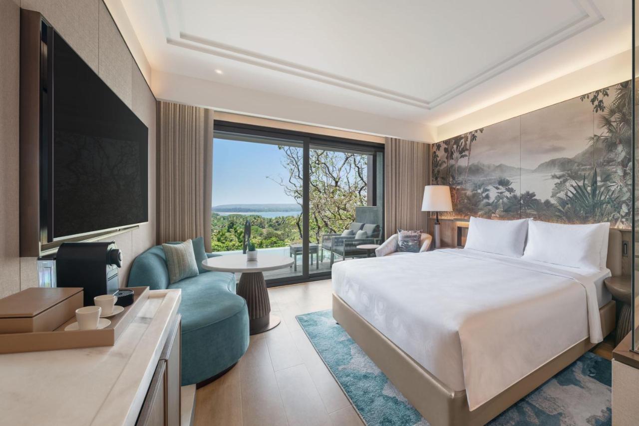 Luxury King Room with Plunge Pool