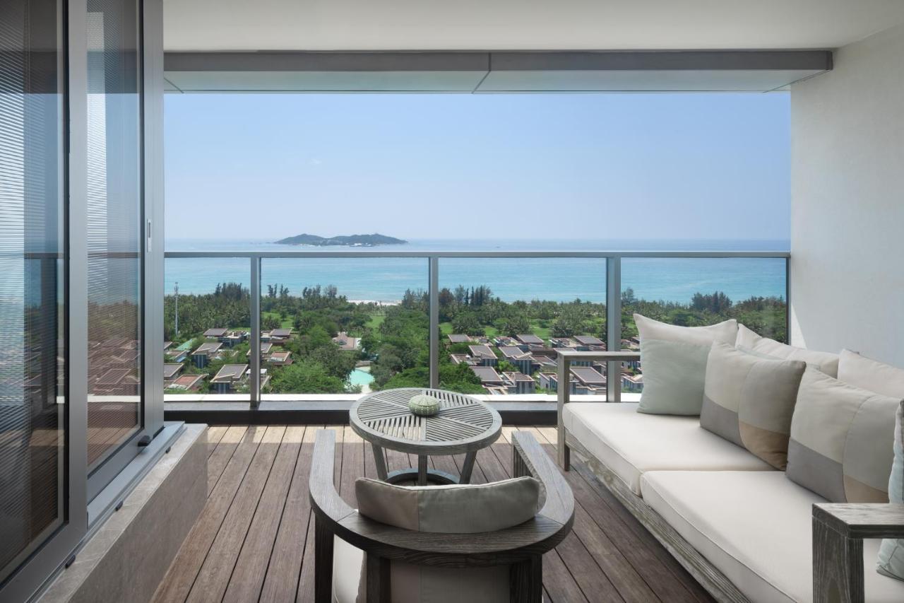 Grand Panoramic Ocean View King