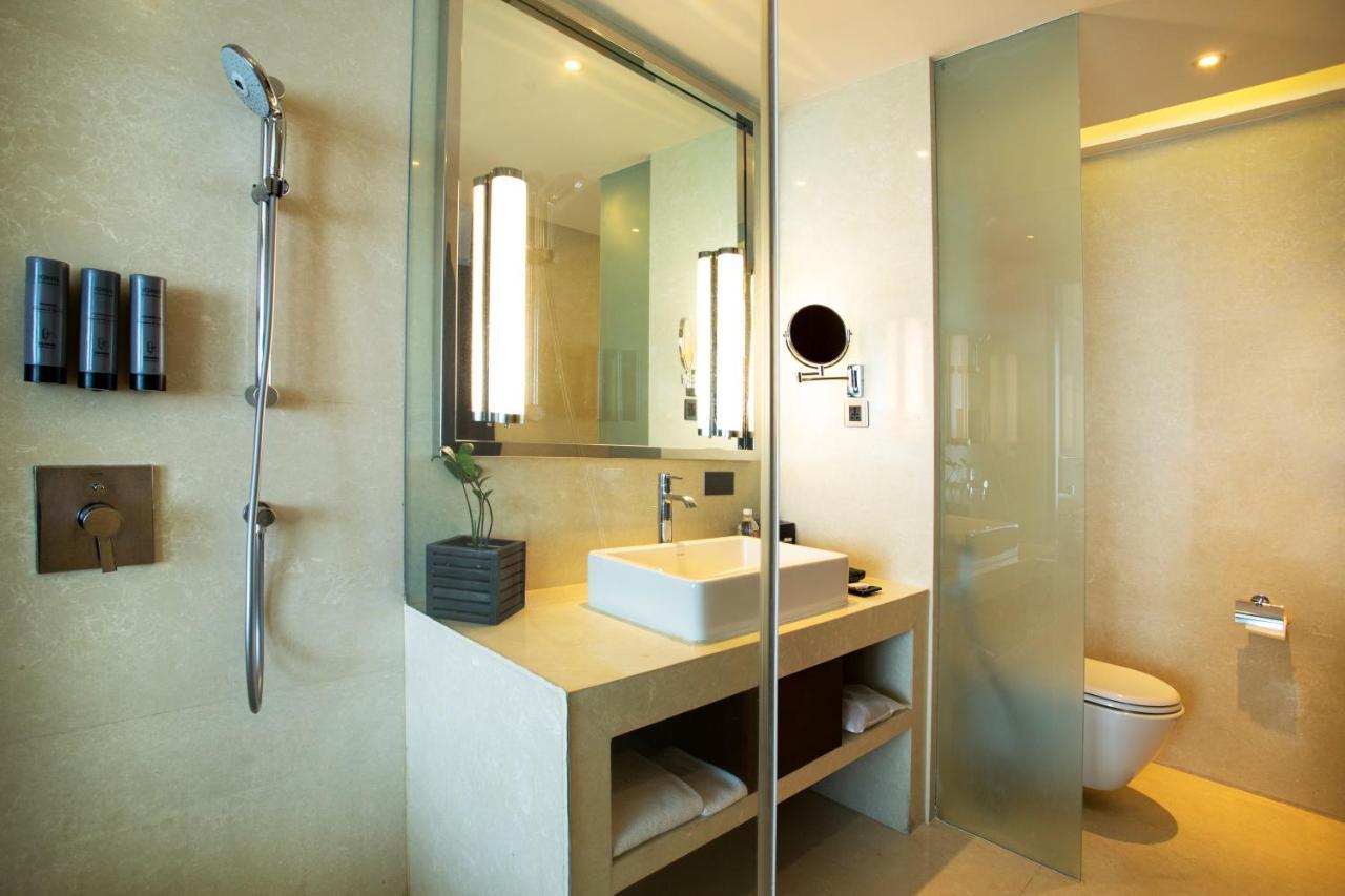 Twin Room with Pool View