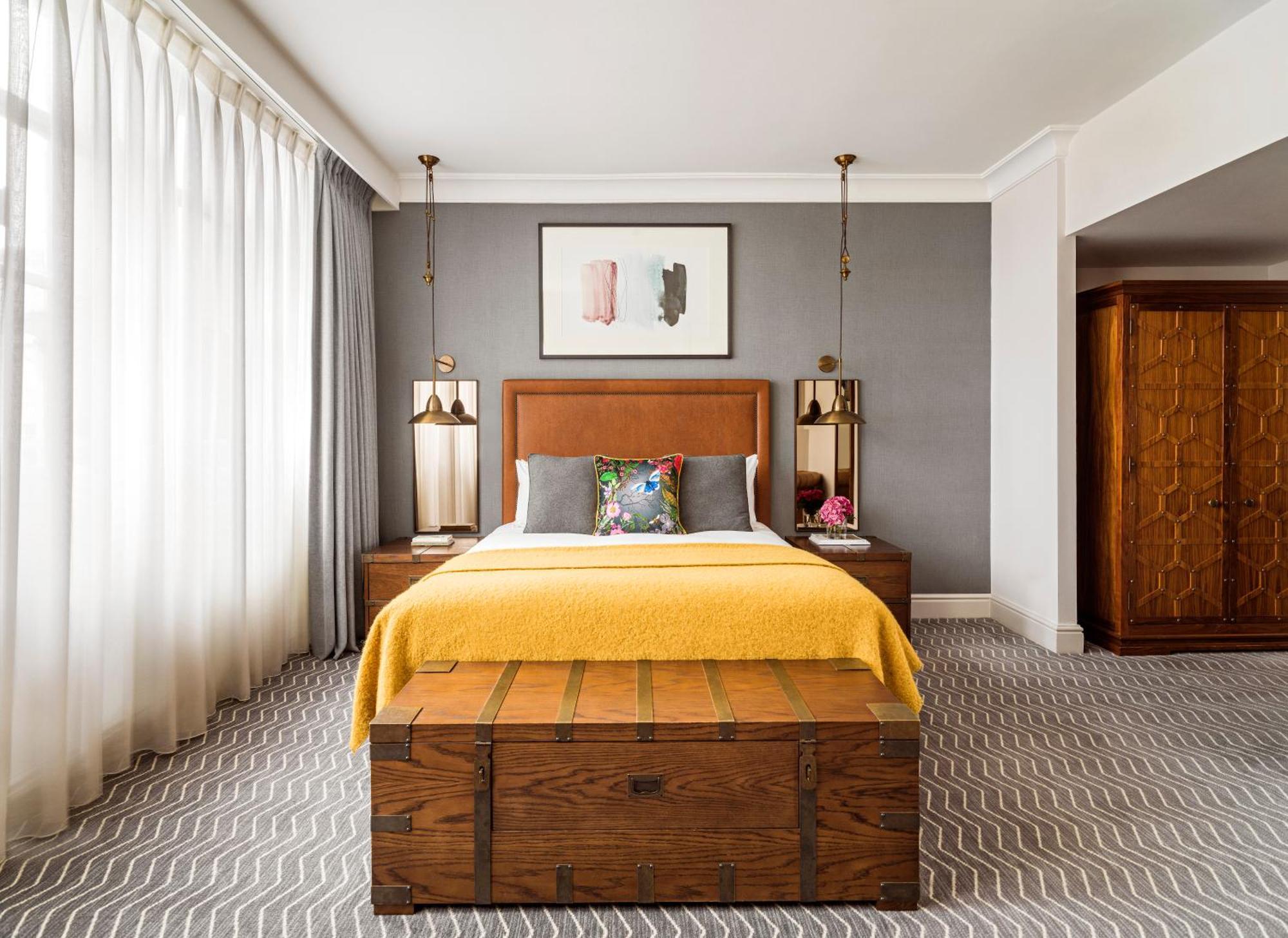 Sleeping Room Double or Twin Allocated on Arrival,1378374974:JPEG