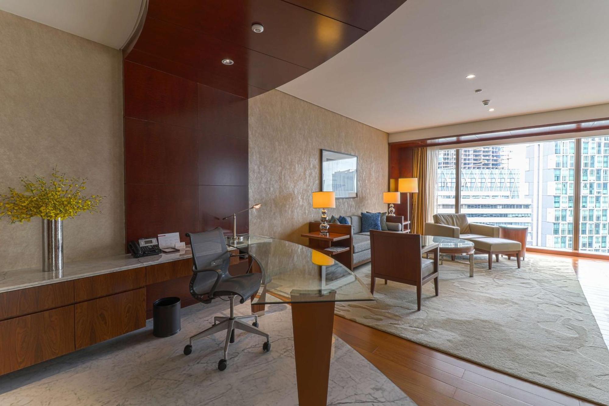 Grand Suite with Tower View