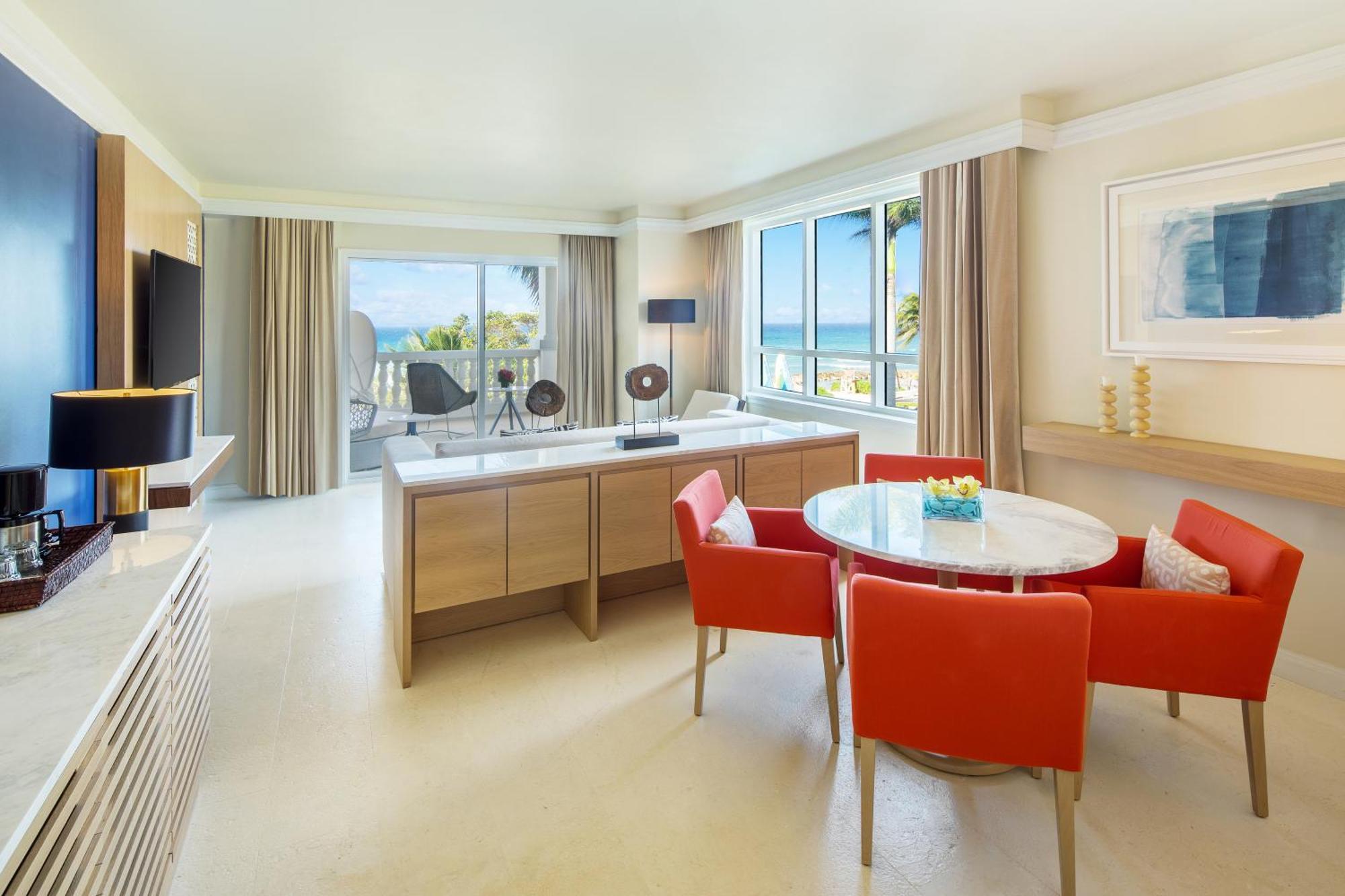 One-Bedroom Suite Oceanfront