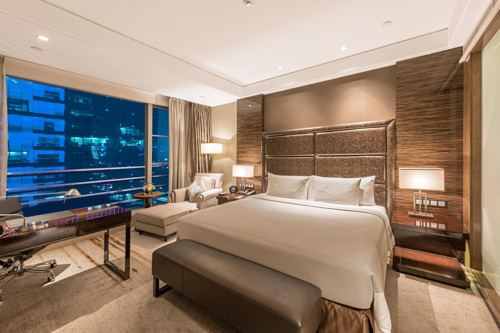 Executive King Room