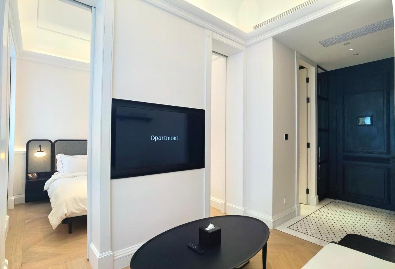 One Bedroom Suite