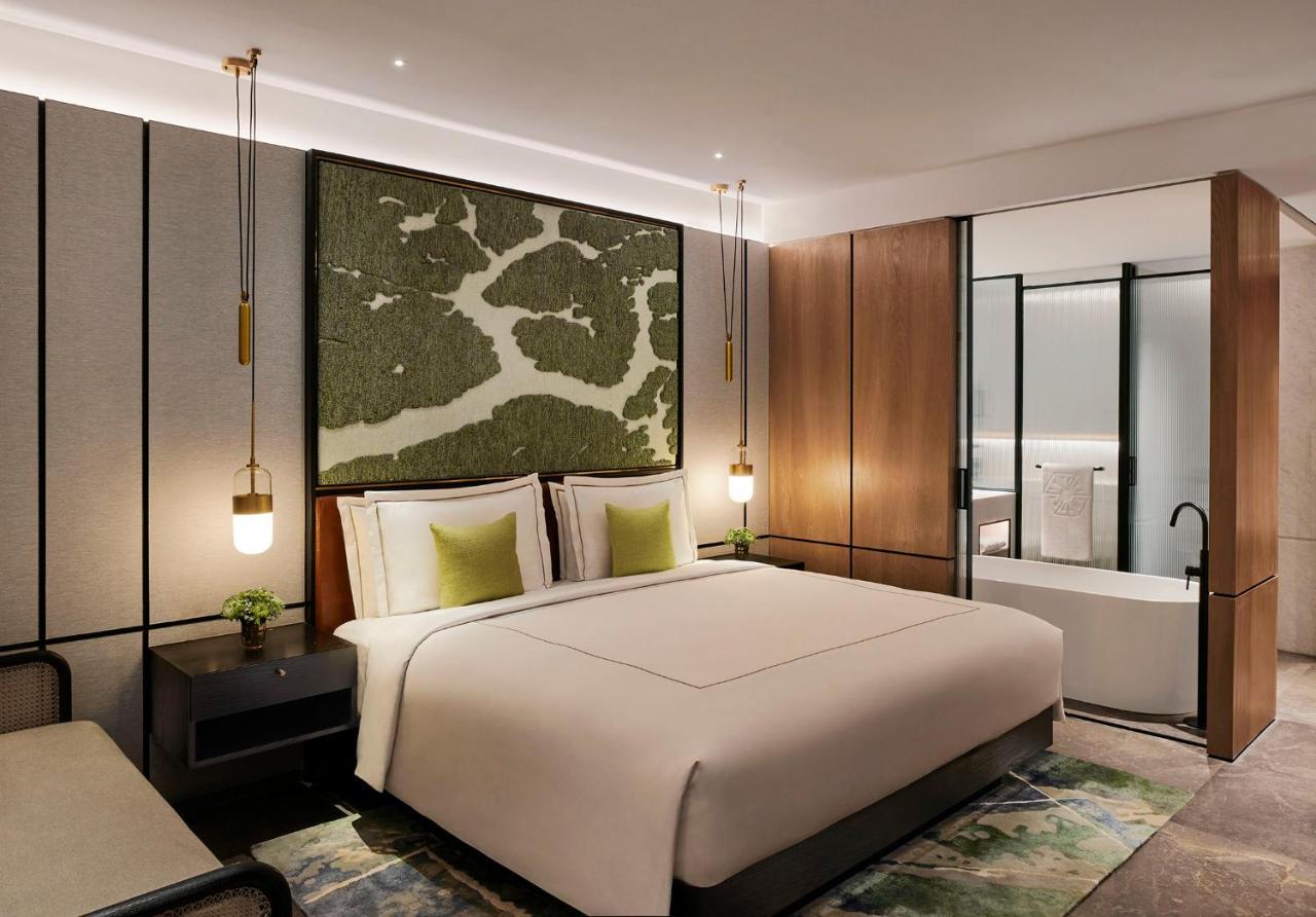 Deluxe Room King Bed,1544557777:JPEG