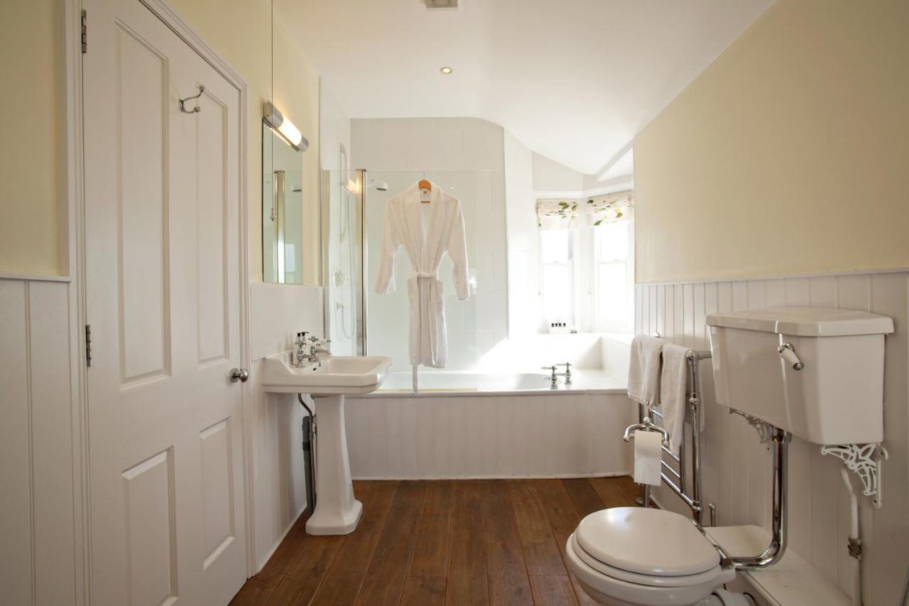 Deluxe Double Turret Room w/ Sea View