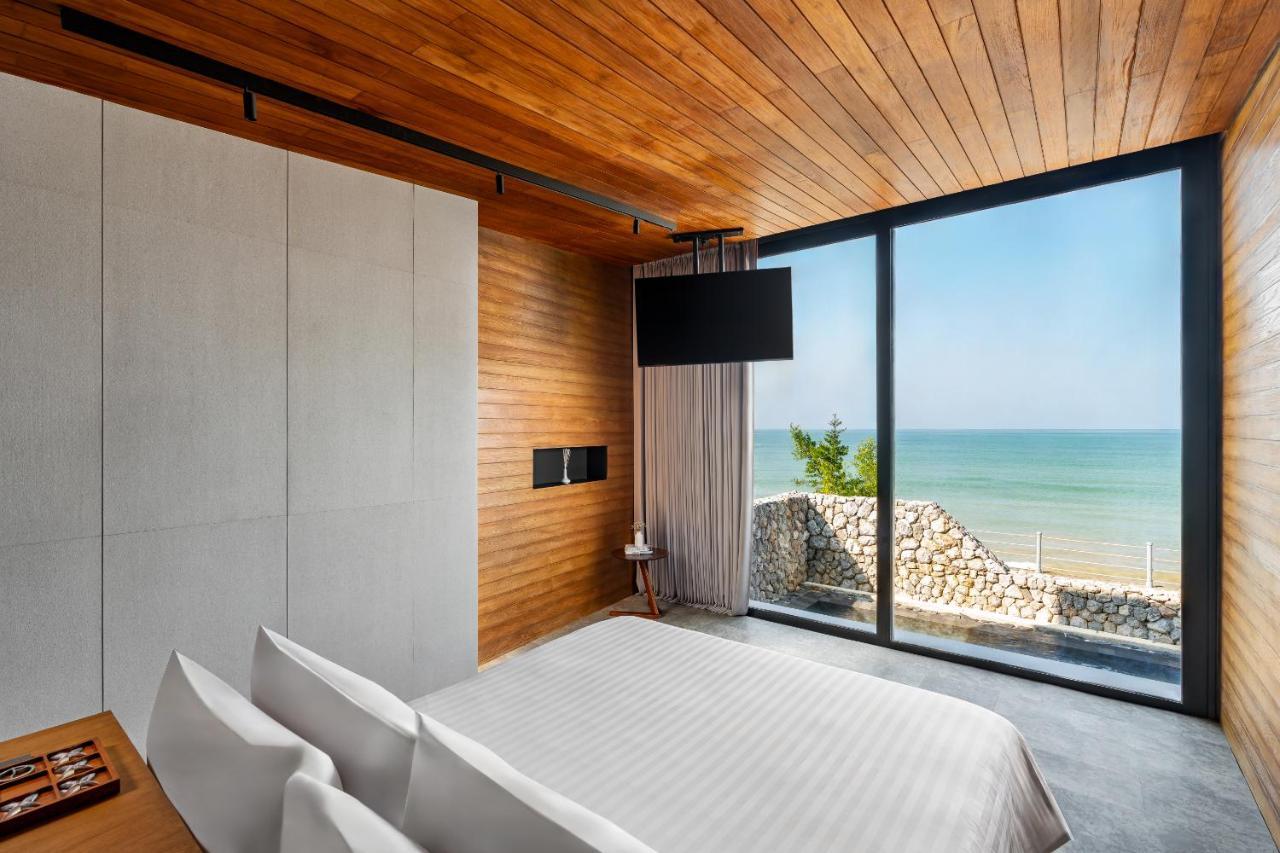 Suite Private Pool Beach Front,1499136106:JPEG